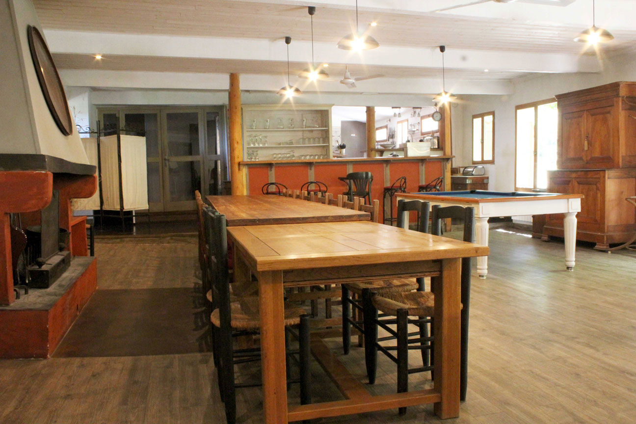 Cheminée de la salle à manger